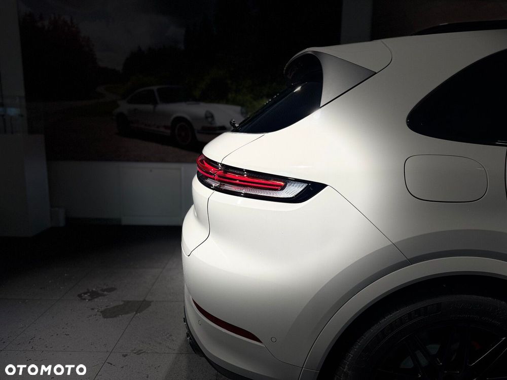 Porsche Cayenne - 12