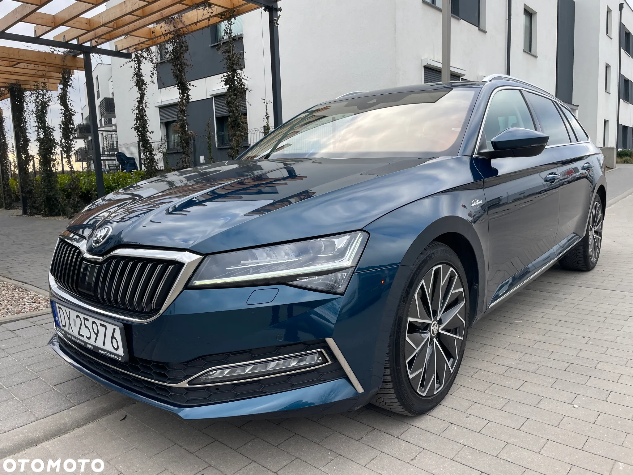 Skoda Superb 2.0 TDI 4x4 L&K DSG - 5