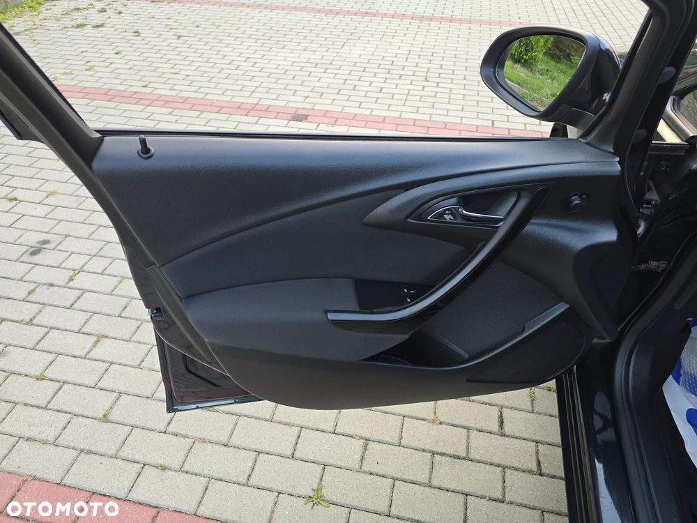 Opel Astra 1.4 Turbo Edition - 20