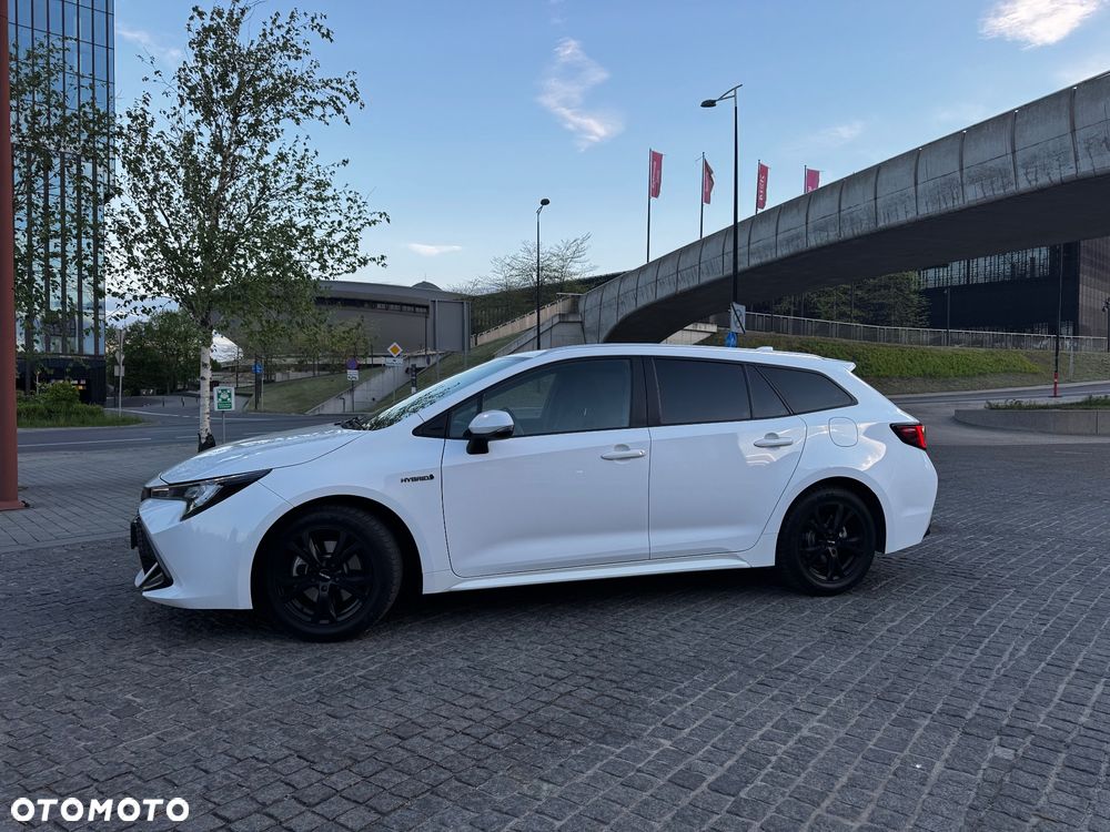 Toyota Corolla 2.0 Hybrid Executive - 3