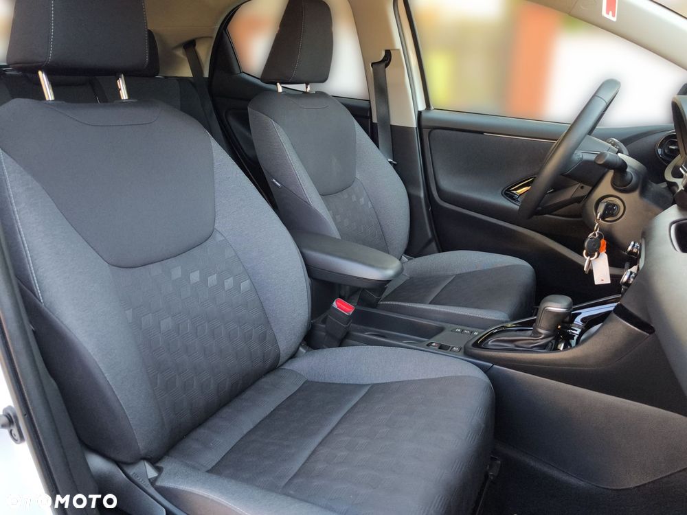 Toyota Yaris Hybrid 1.5 Style - 10