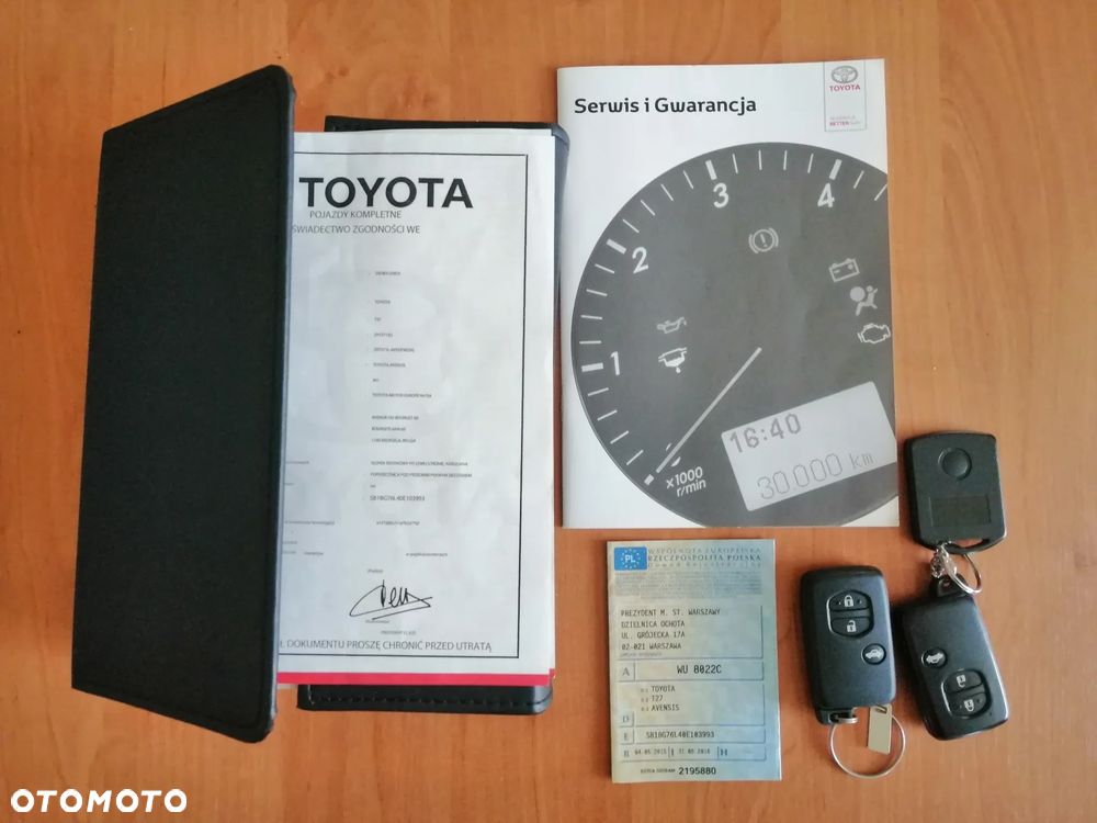 Toyota Avensis 1.8 Prestige - 29