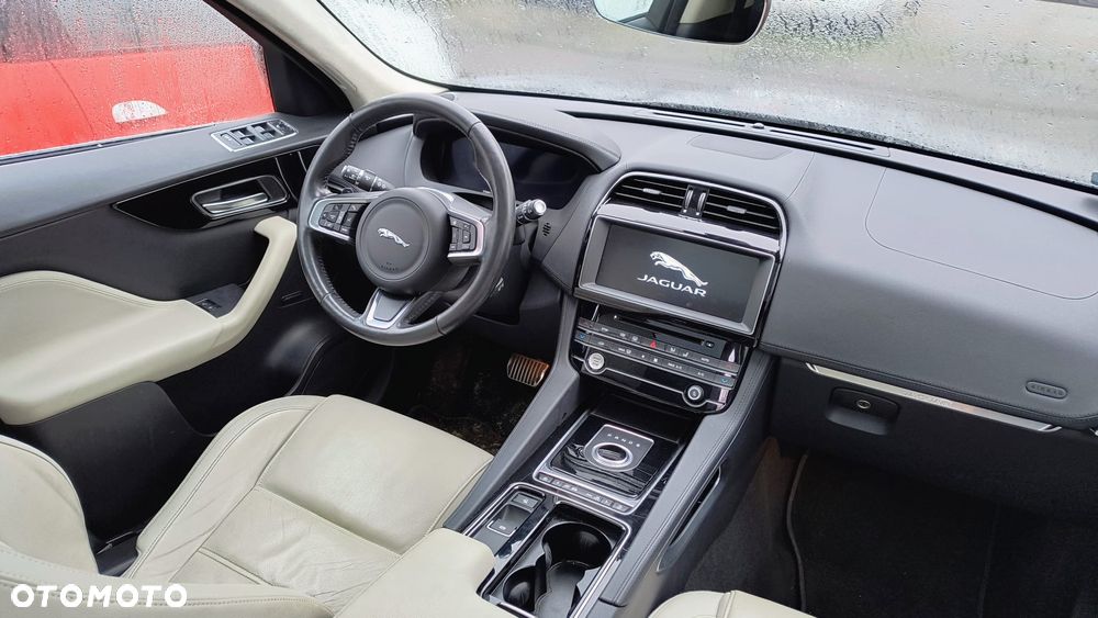 Jaguar F-Pace 2.0 i4D AWD Chequered Flag - 15