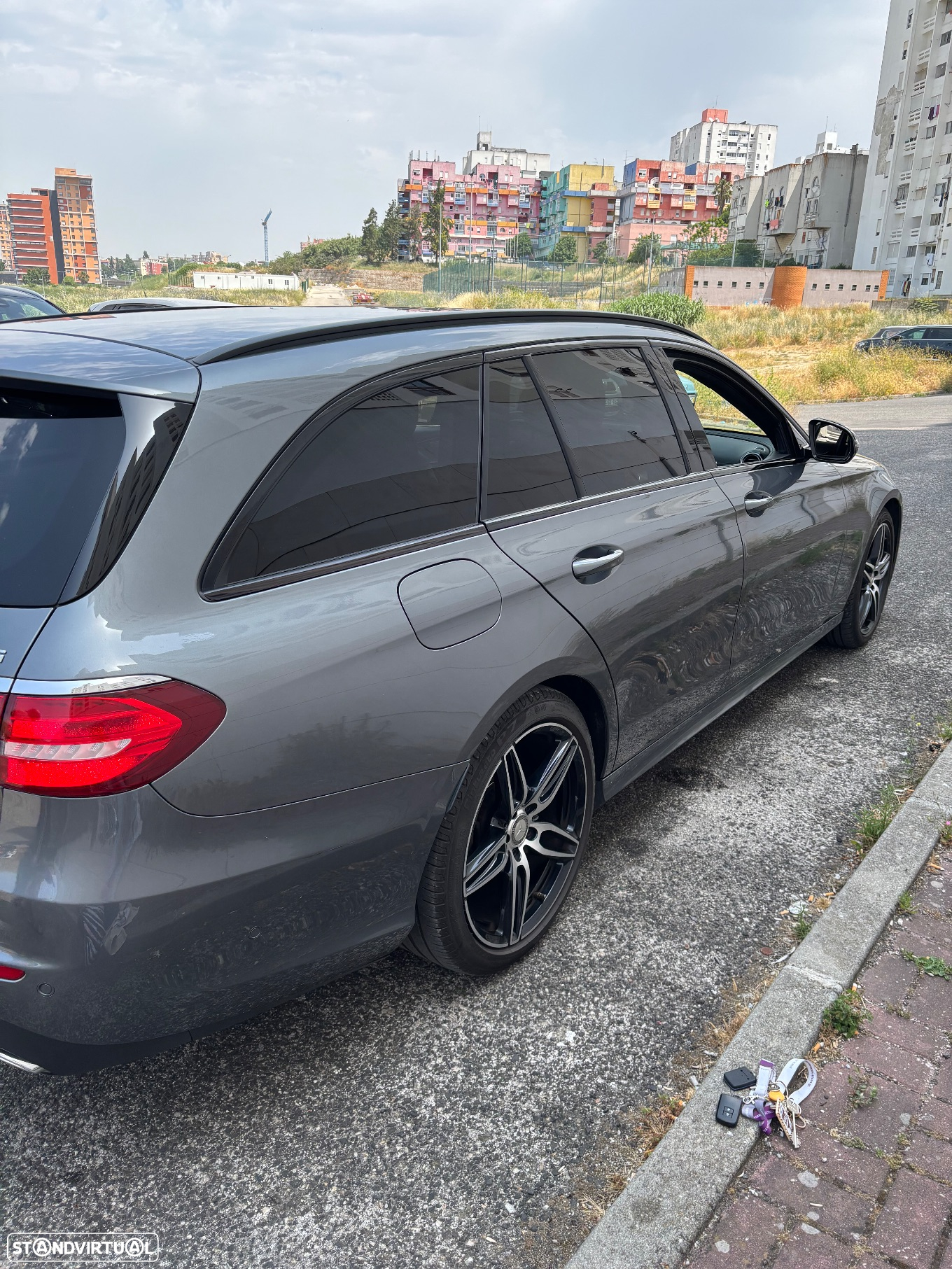Mercedes-Benz E 220 d AMG - 4