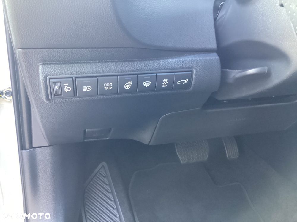 Toyota Corolla 2.0 Hybrid GR Sport - 16