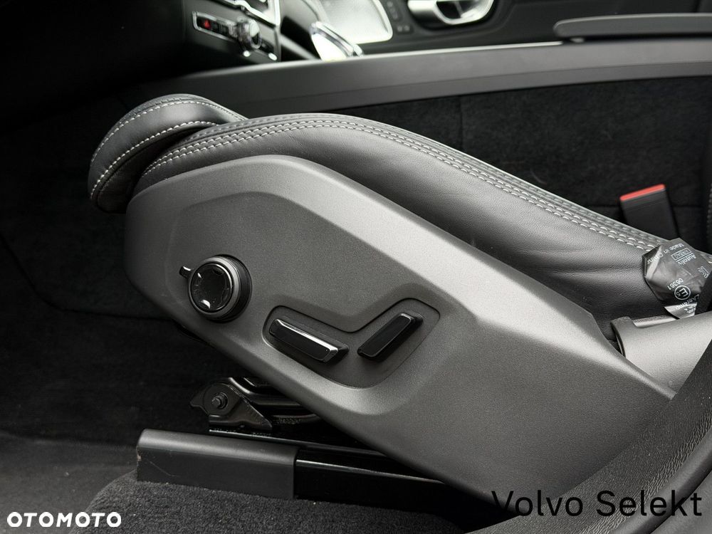Volvo XC 60 - 24
