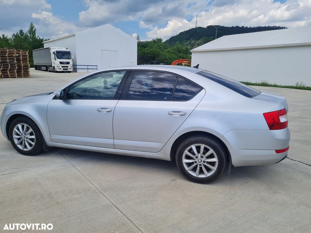 Skoda Octavia 1.6 TDI Style - 3