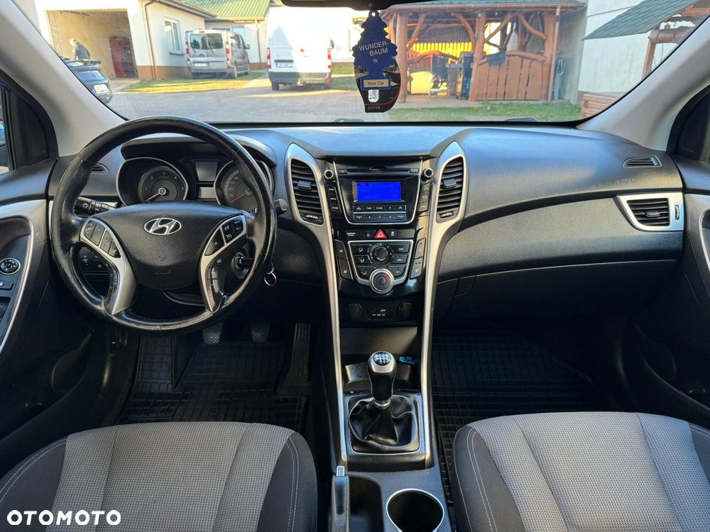 Hyundai i30 1.6 CRDI Intro Edition - 5