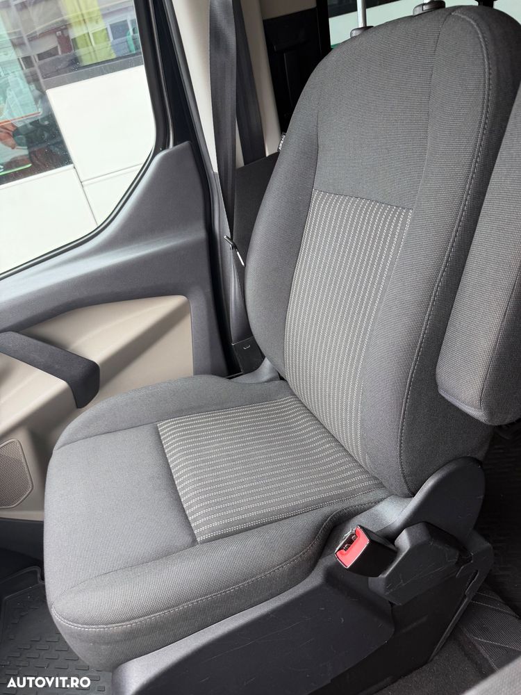 Ford Tourneo - 15