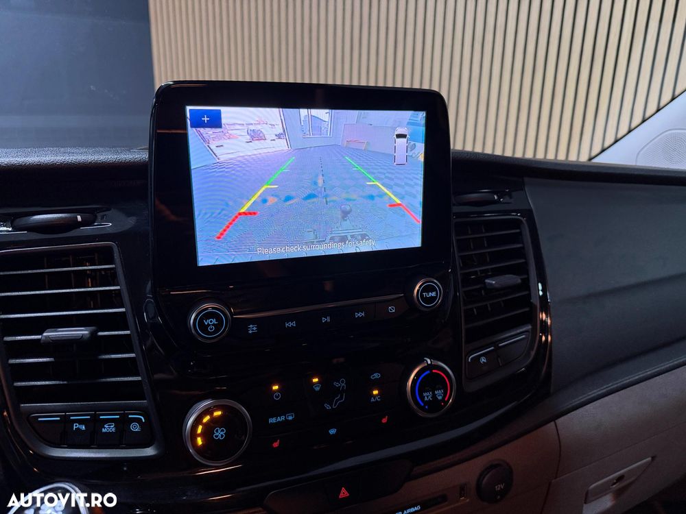 Ford Transit Conect - 10