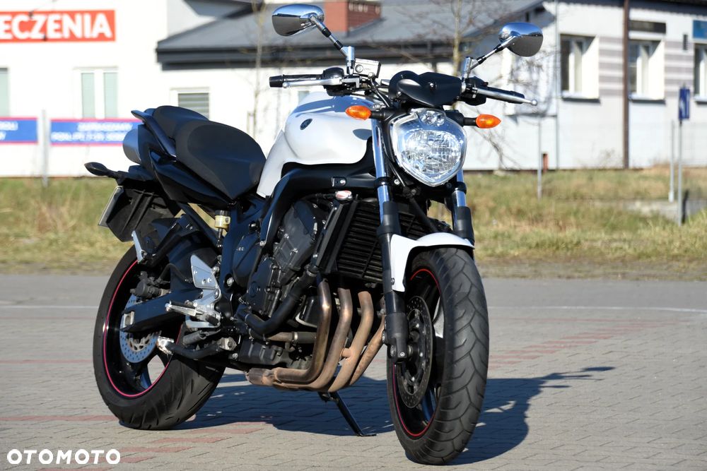Yamaha FZ6 - 8