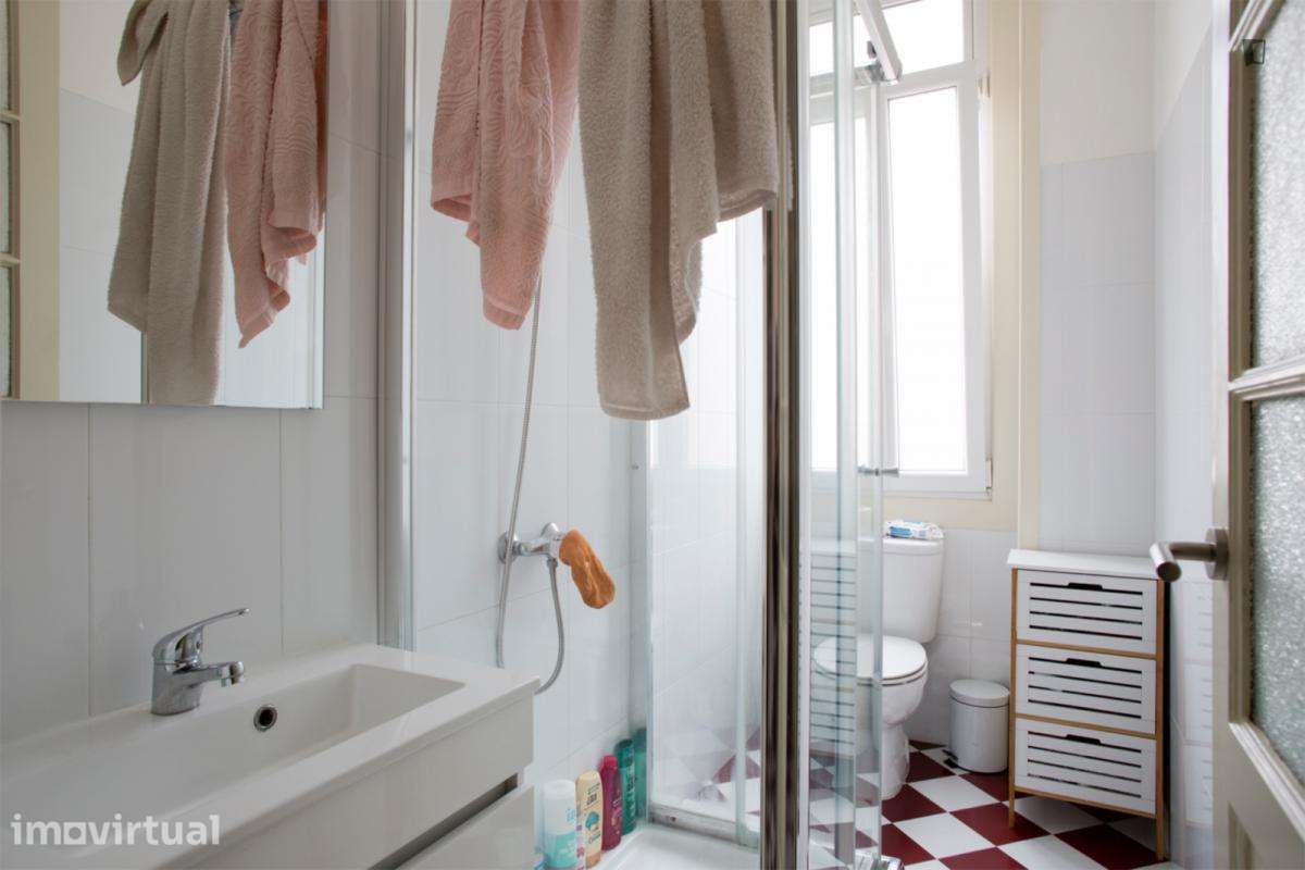 Quarto - localizado em São Sebastião Lisbon - Grande imagem: 2/14