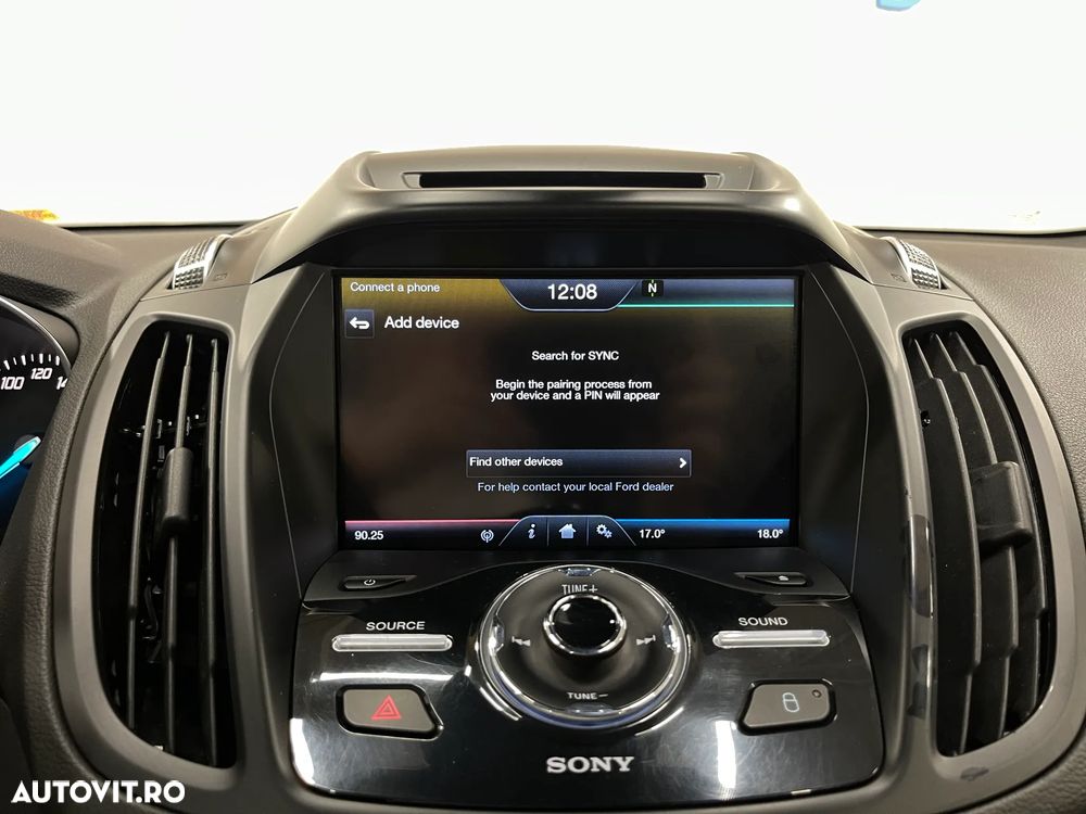 Ford Kuga 2.0 TDCi 4WD Powershift Titanium - 17
