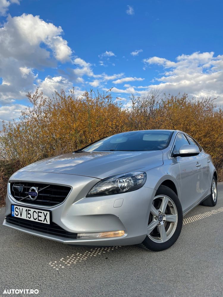 Volvo V40 D3 Aut. Summum - 3