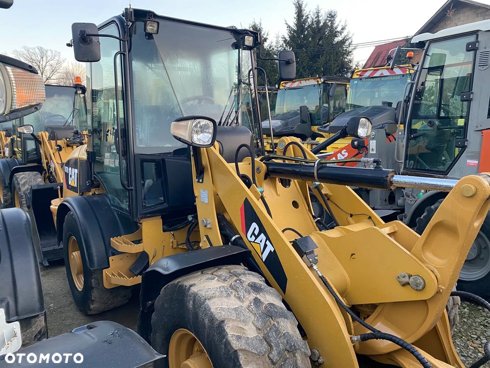 Caterpillar CAT 907H2, 6200 MTH, ŁYŻKA OTWIERANA + WIDŁY, z NIEMIEC, - 4