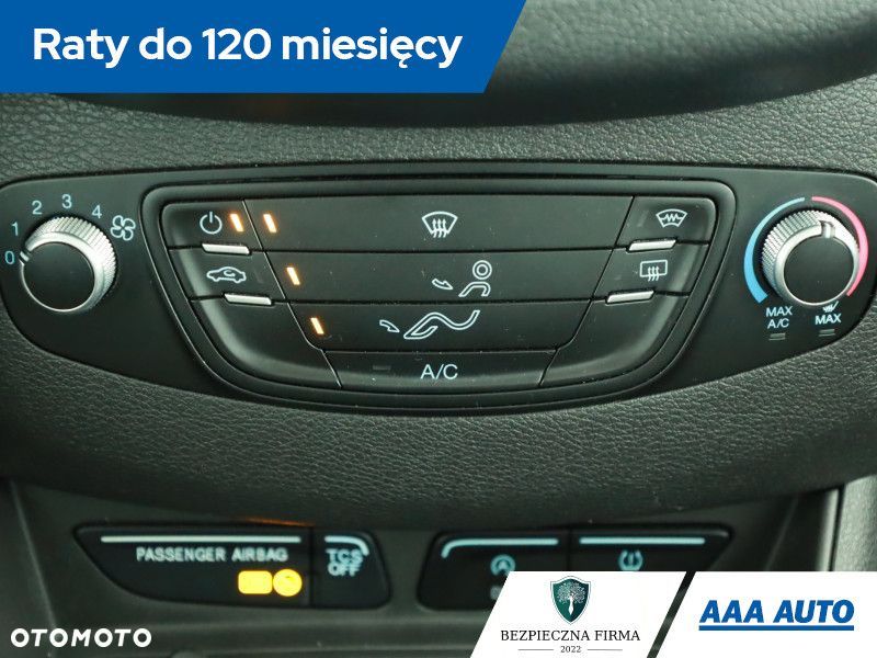 Ford Tourneo Courier - 15