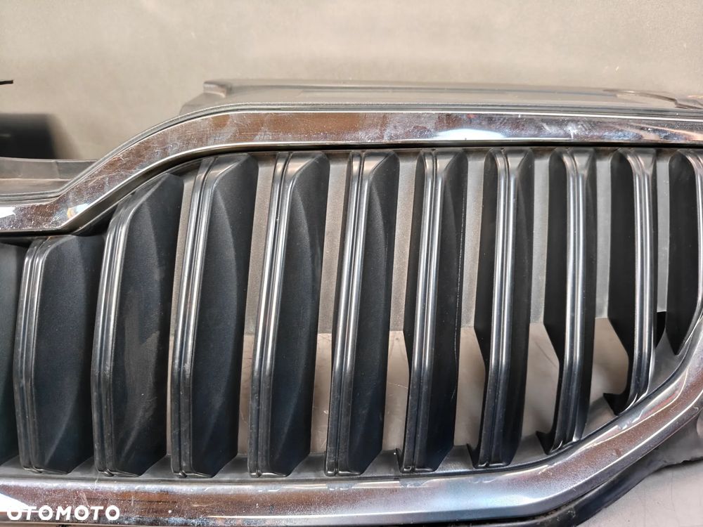 Grill Skoda Octavia 3 III Atrapa Chłodnicy Kratka 5E0853653 - 9