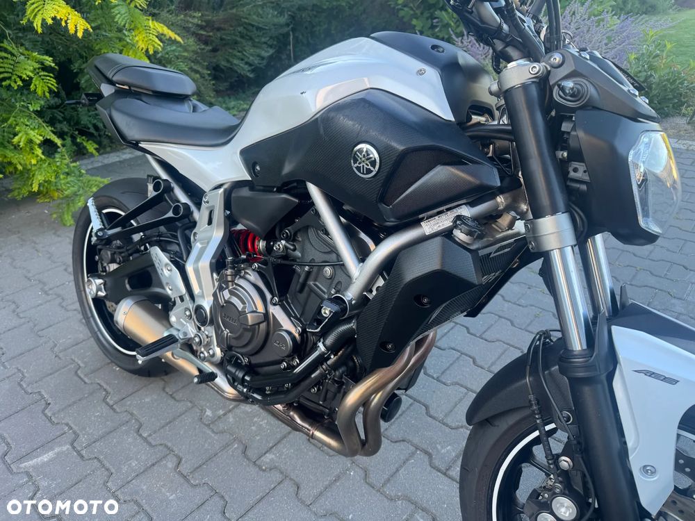 Yamaha MT - 16