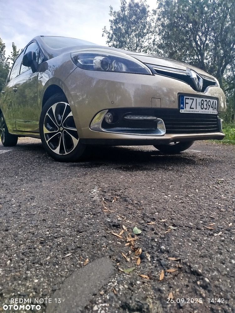 Renault Scenic 1.6 dCi Energy Bose - 16