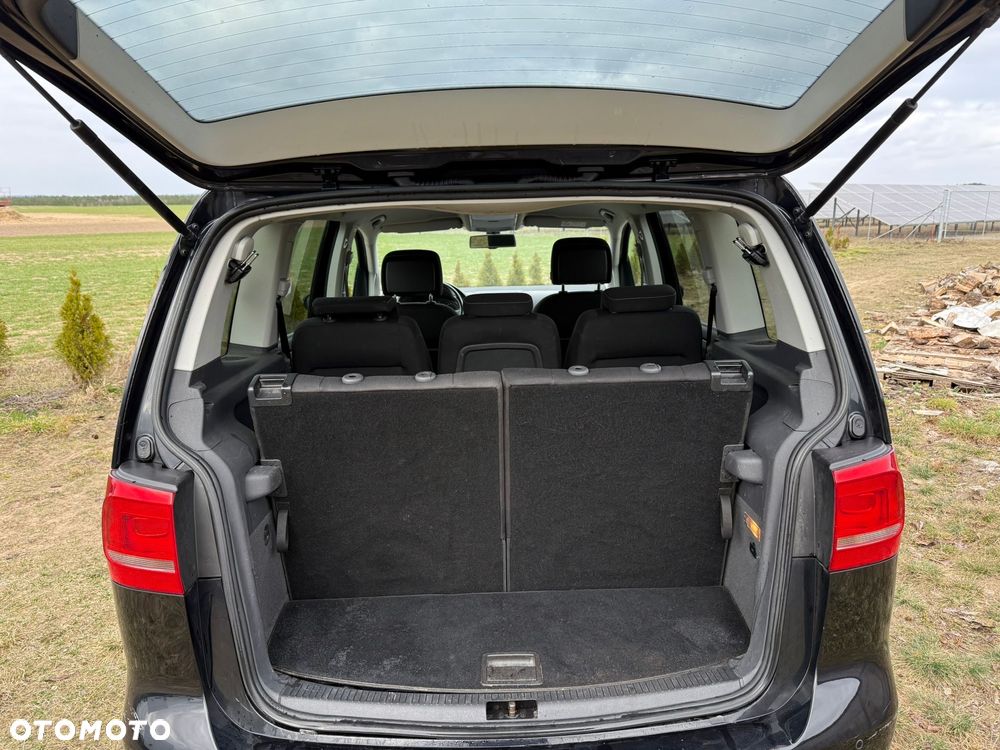 Volkswagen Touran 1.6 TDI SCR (BlueMotion Technology) DSG Comfortline - 39