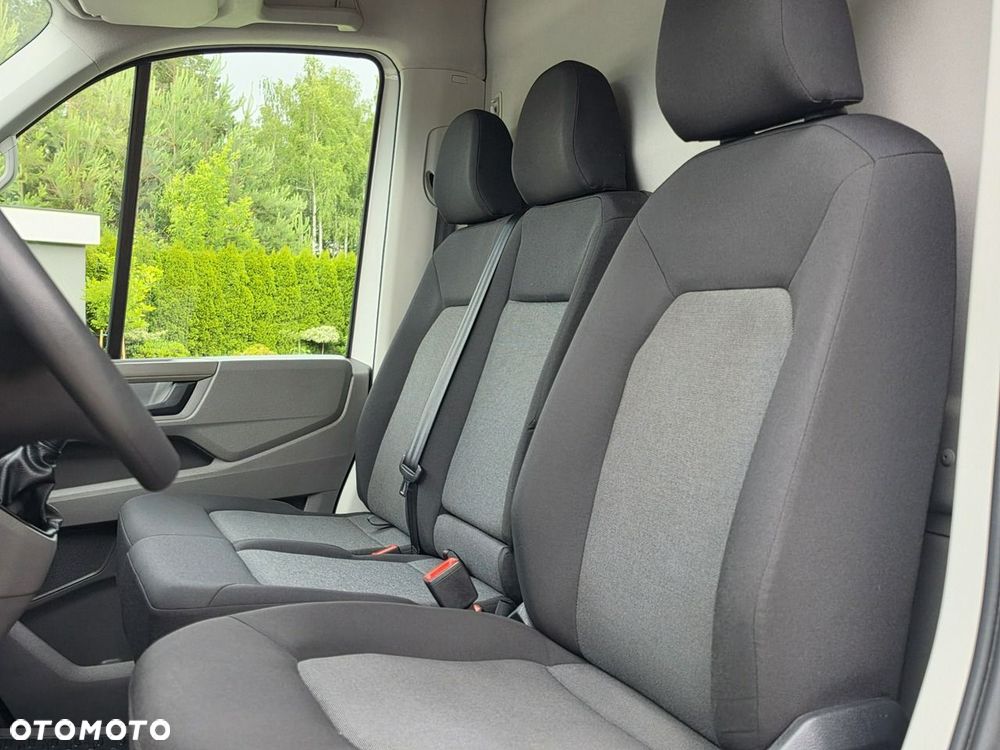 Volkswagen Crafter - 31