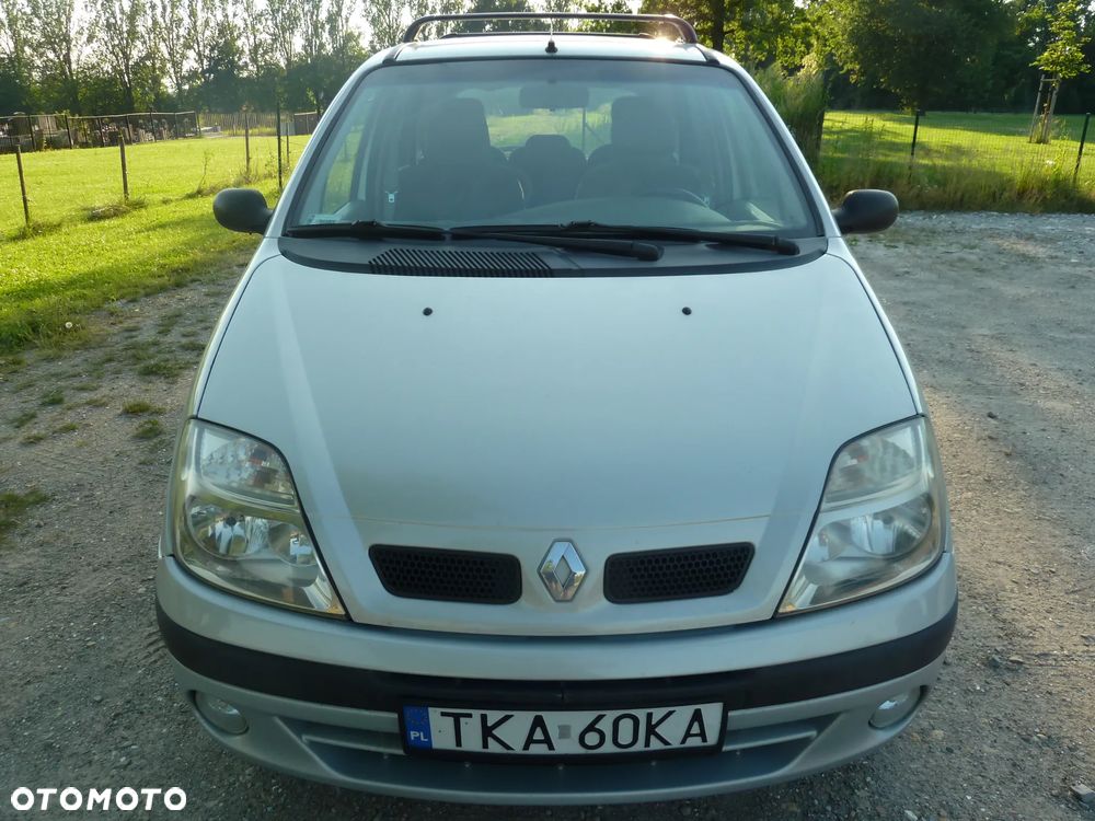 Renault Scenic 1.6 16V Authentique - 3