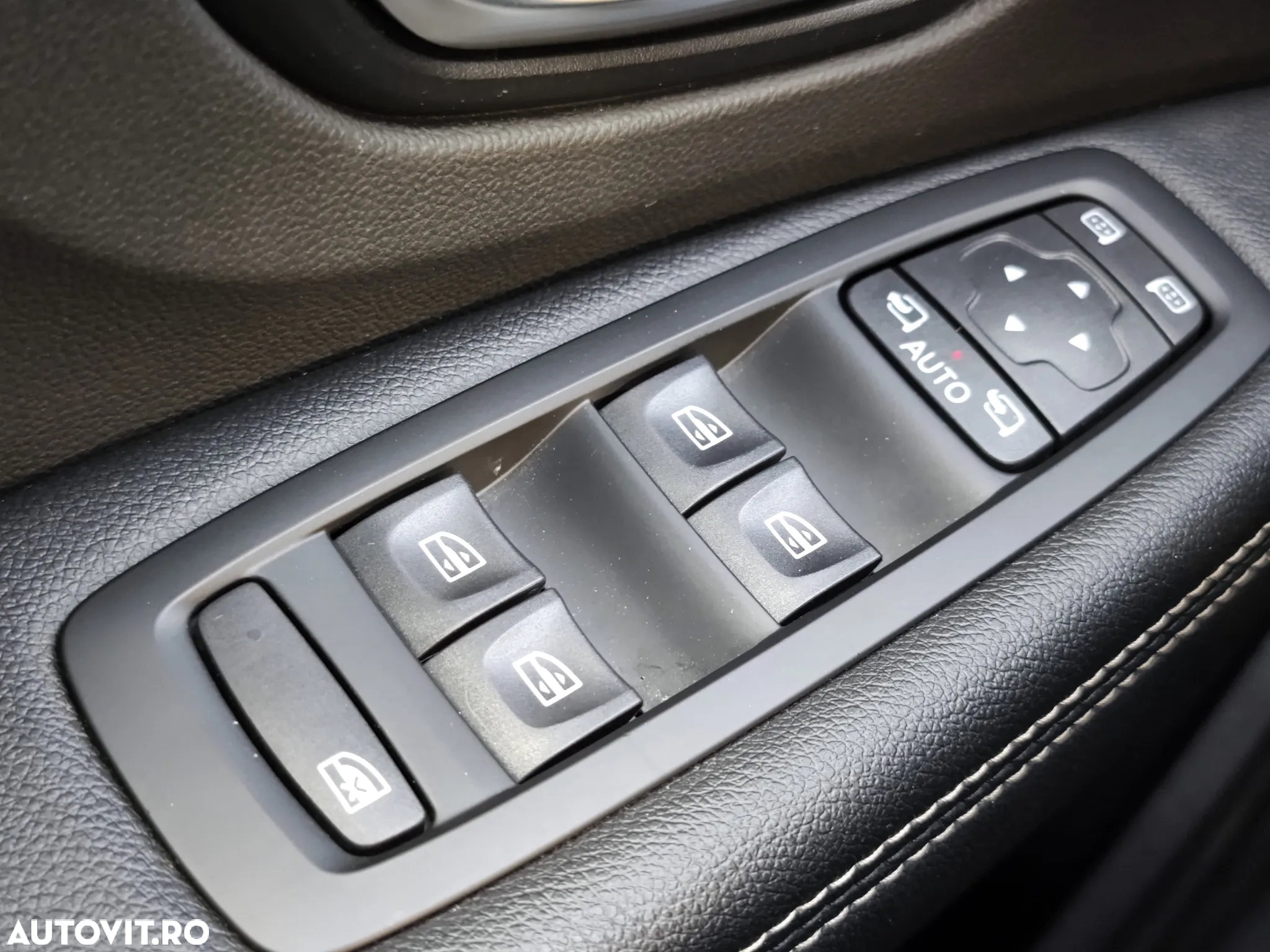 Renault Grand Scenic BLUE dCi 120 EDC BUSINESS EDITION - 27