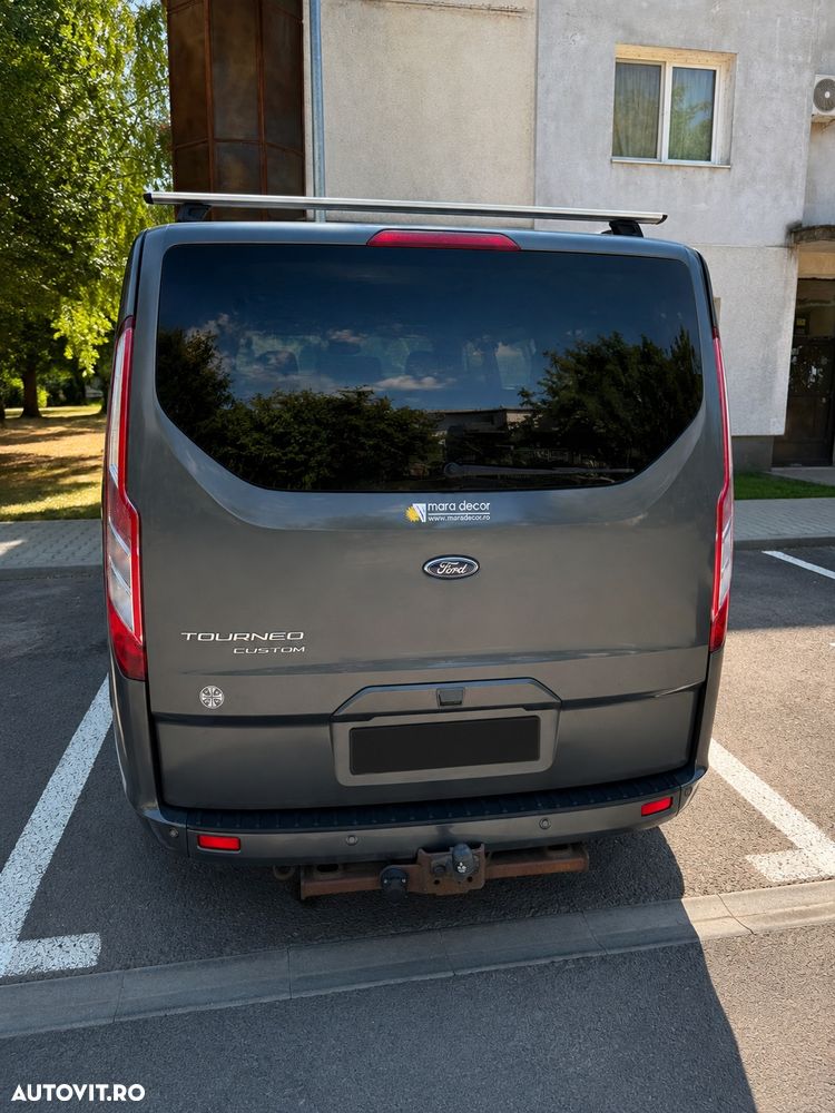 Ford Tourneo Custom Bus 320 2.0 EcoBlue 185 CP L2H1 Titanium X Aut. - 6