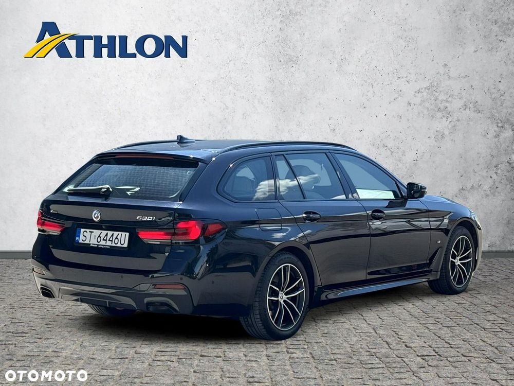 BMW Seria 5 530i xDrive mHEV M Sport sport - 5