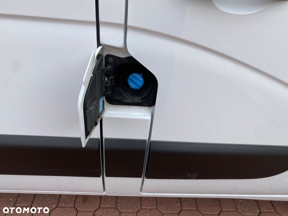 Renault MASTER L2 H2 135 DCI z regałami warsztatowymi - 36