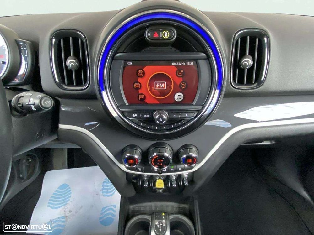 MINI Countryman Cooper SE ALL4 Auto - 16