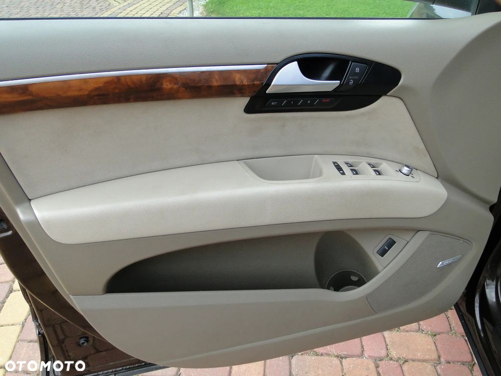 Audi Q7 4.2 TDI DPF Quattro Tiptronic Progressive - 32