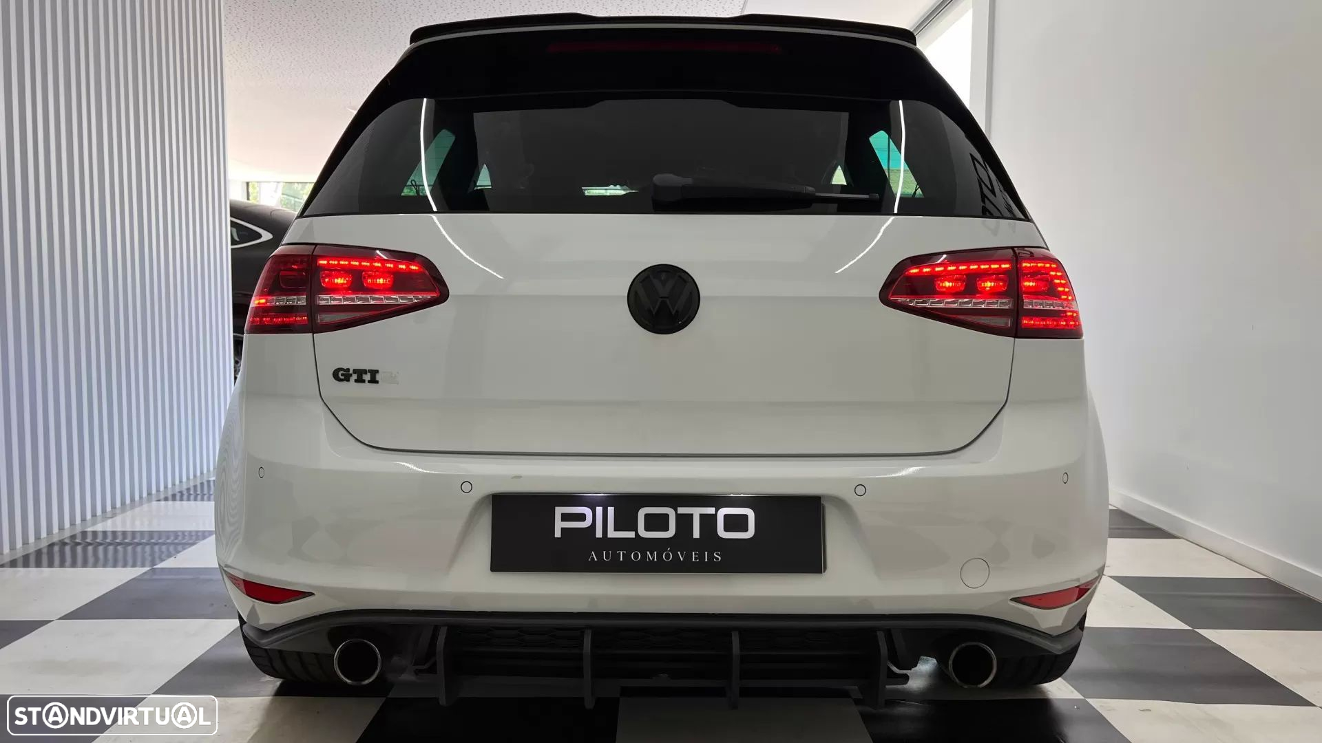 VW Golf 2.0 TSi GTi DSG - 8