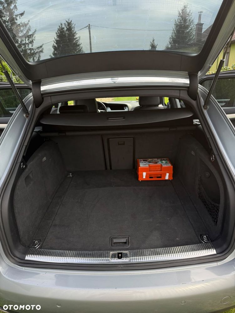 Audi A4 Avant - 10