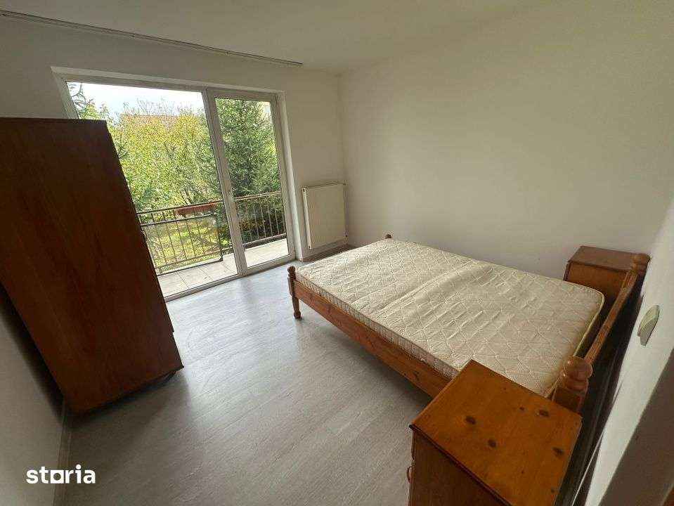 Apartament cu 3 camere, 58 mp, balcon, zona Florilor — fotografia 3