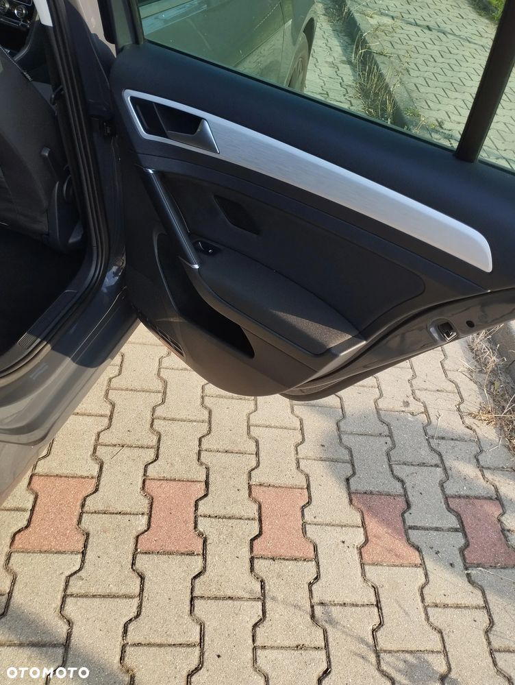 Volkswagen Golf 1.6 BlueTDI DSG Cup - 12