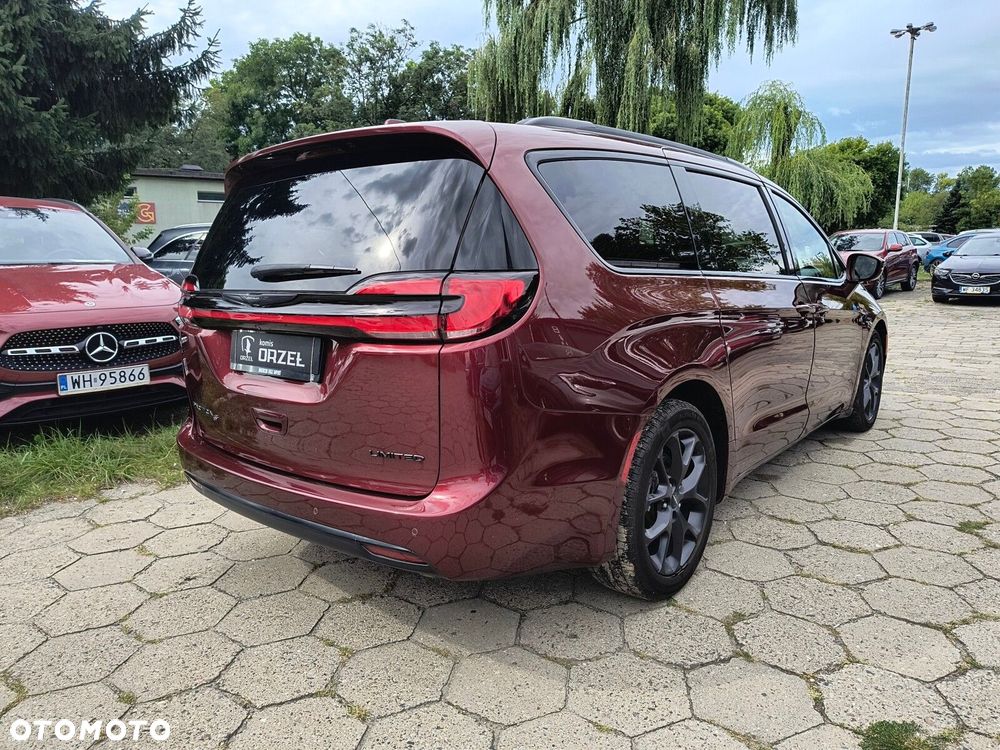Chrysler Pacifica - 6