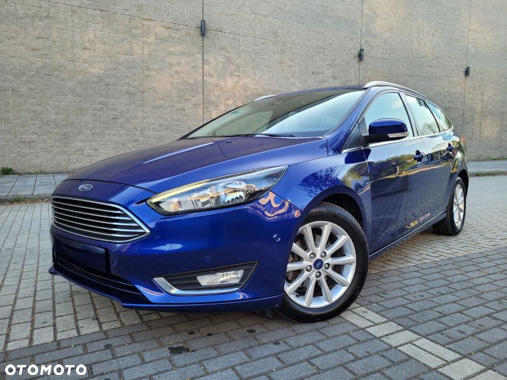 Ford Focus 1.0 EcoBoost STart-Stopp-System TITANIUM - 2