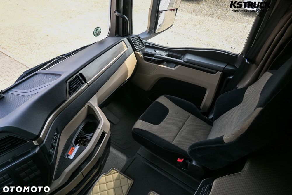 MAN TGX - 24
