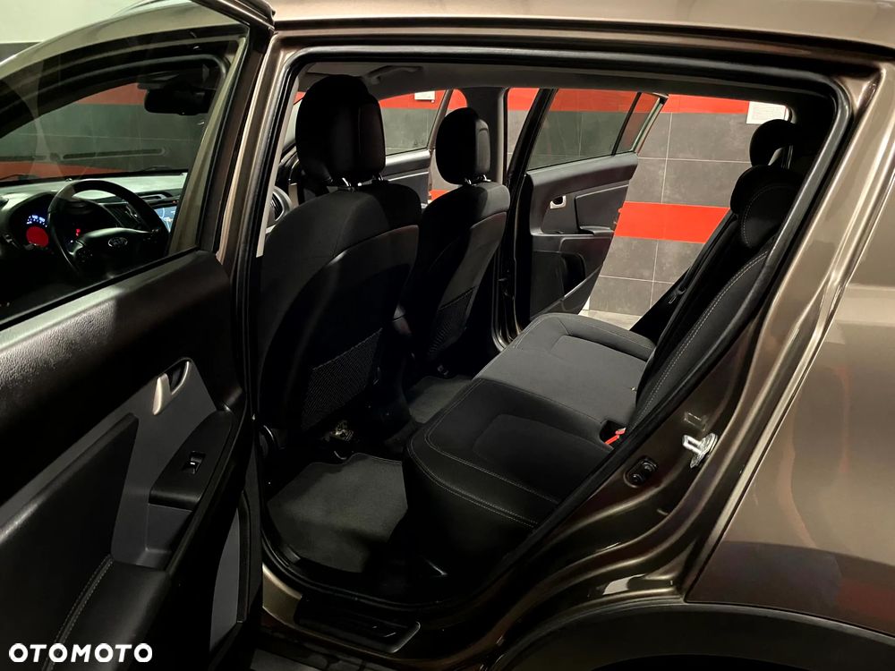 Kia Sportage 1.6 GDI Business Line M 2WD - 24