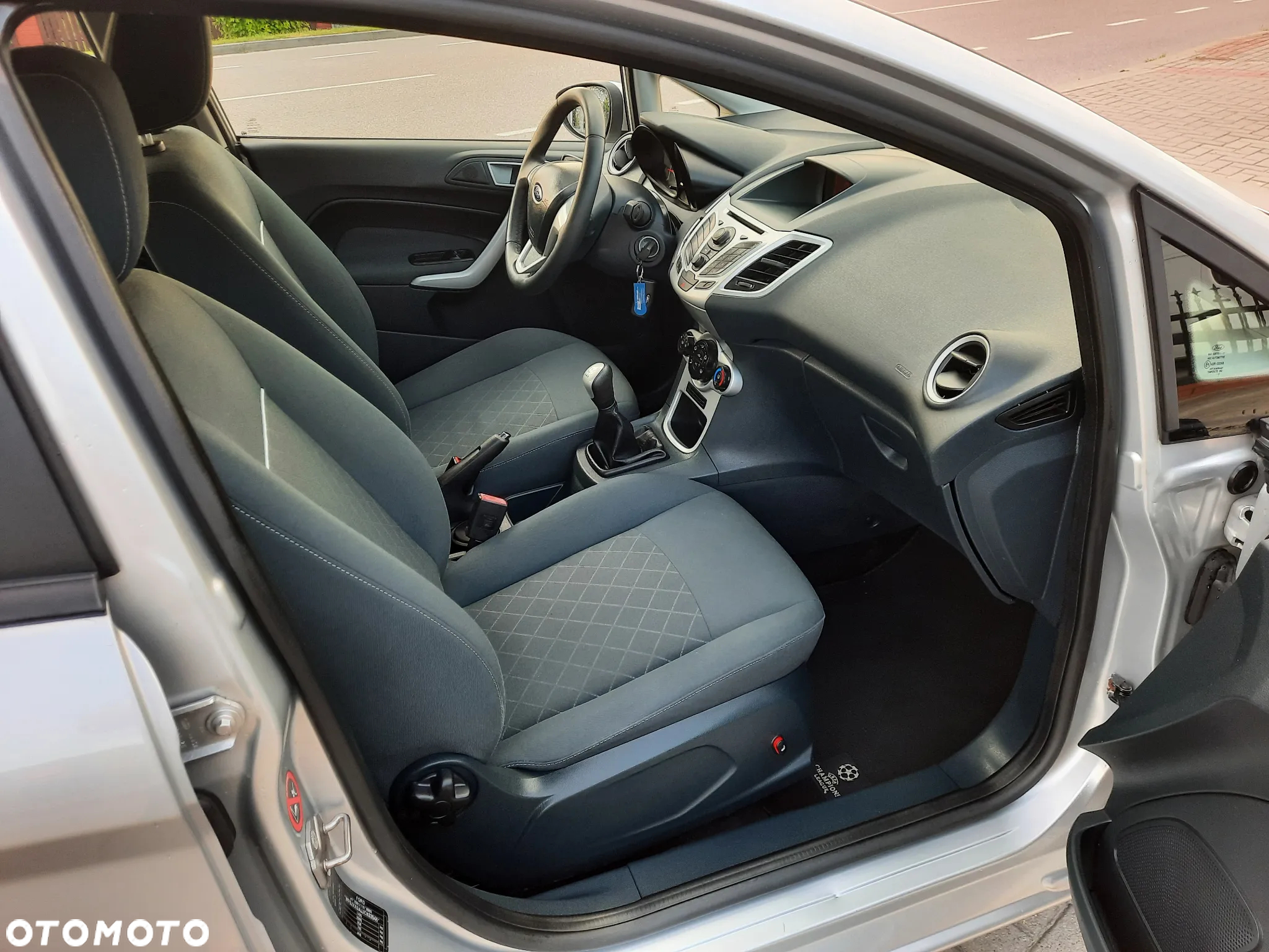 Ford Fiesta 1.25 Ambiente - 13