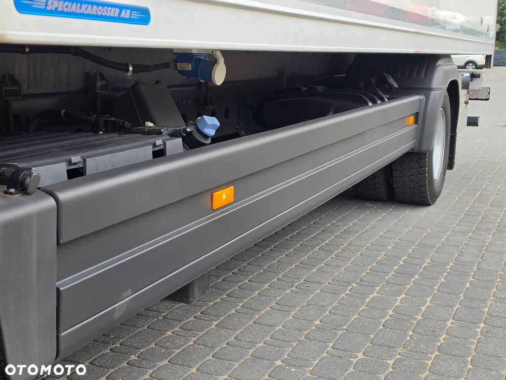 Mercedes-Benz Atego 1324 Chłodnia 6,40 m + Winda 1500 kg | 223 tys. km | zadbany  EURO 6 - 5