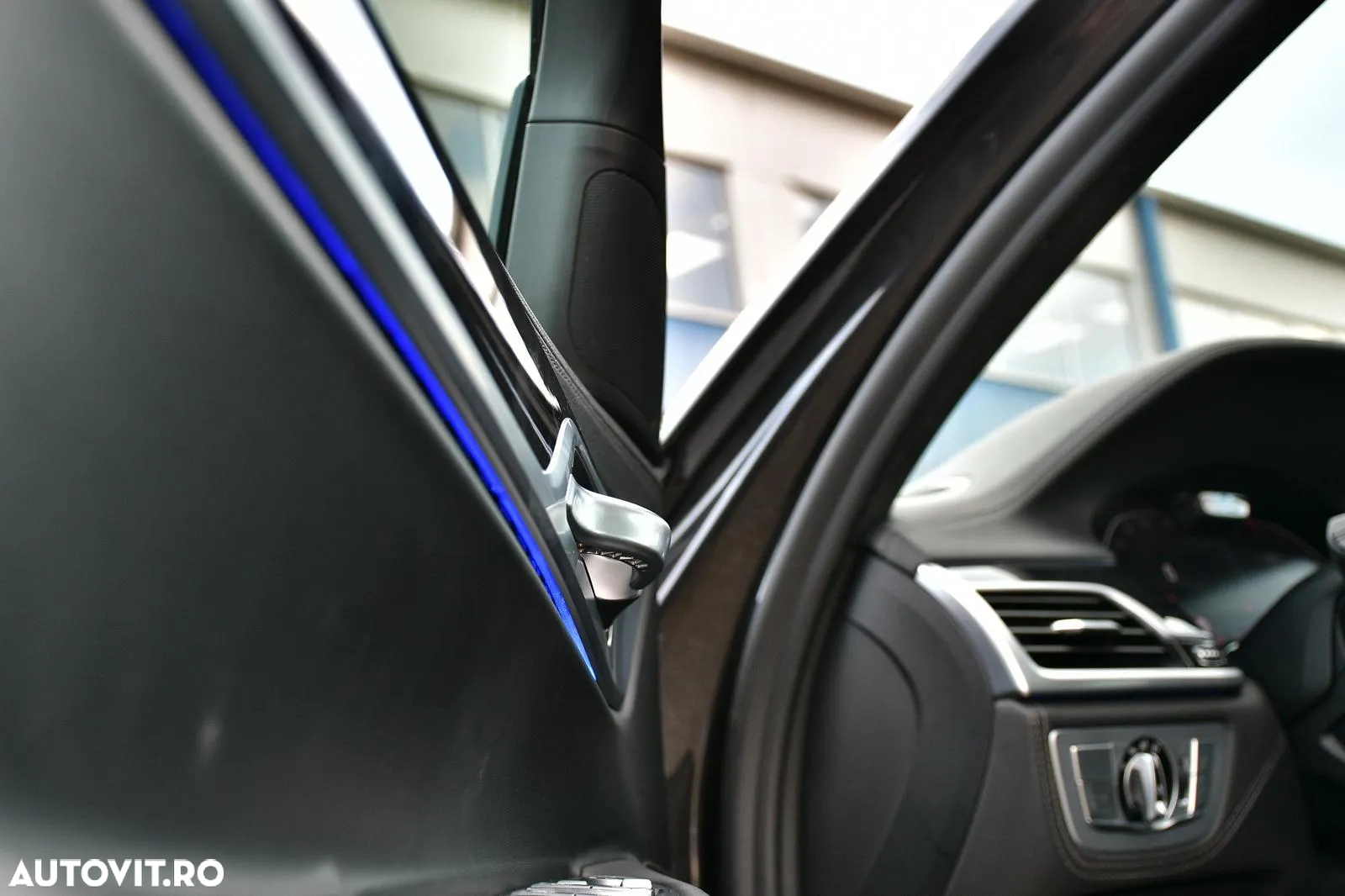 BMW Seria 7 730d MHEV - 29