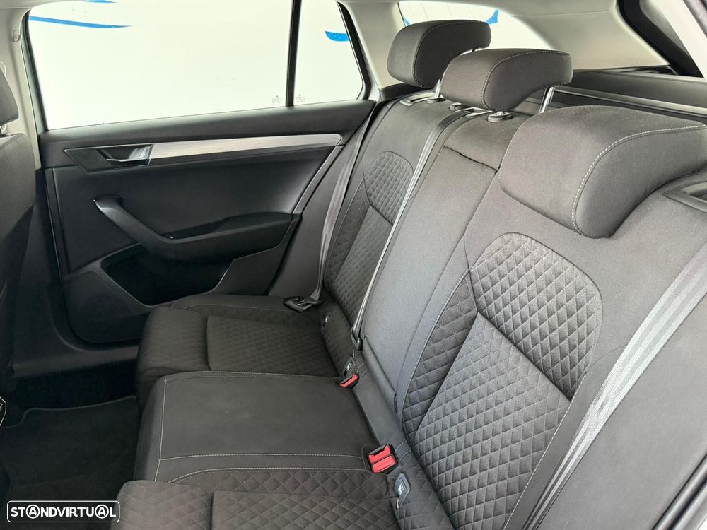 Skoda Superb Break 2.0 TDI Ambition DSG - 5