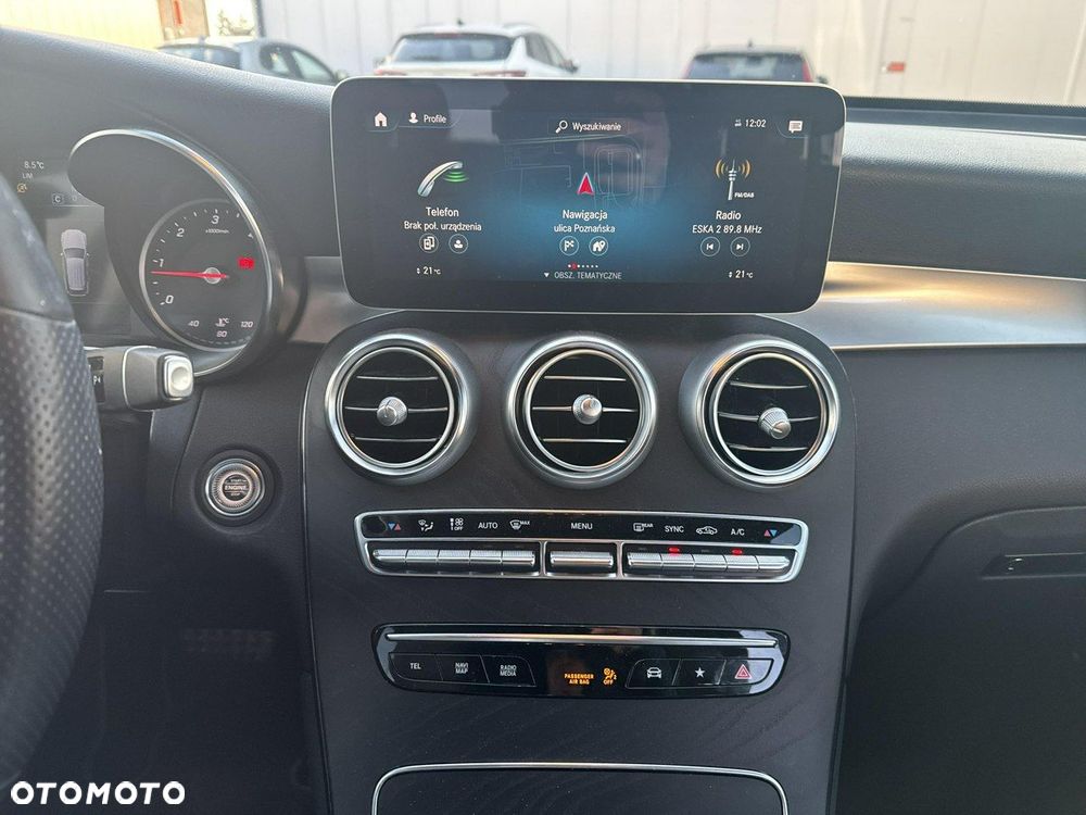 Mercedes-Benz GLC - 23