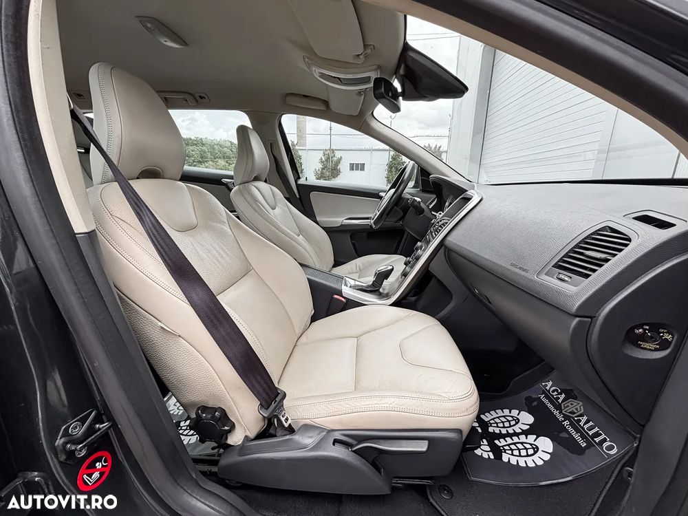 Volvo XC 60 - 11