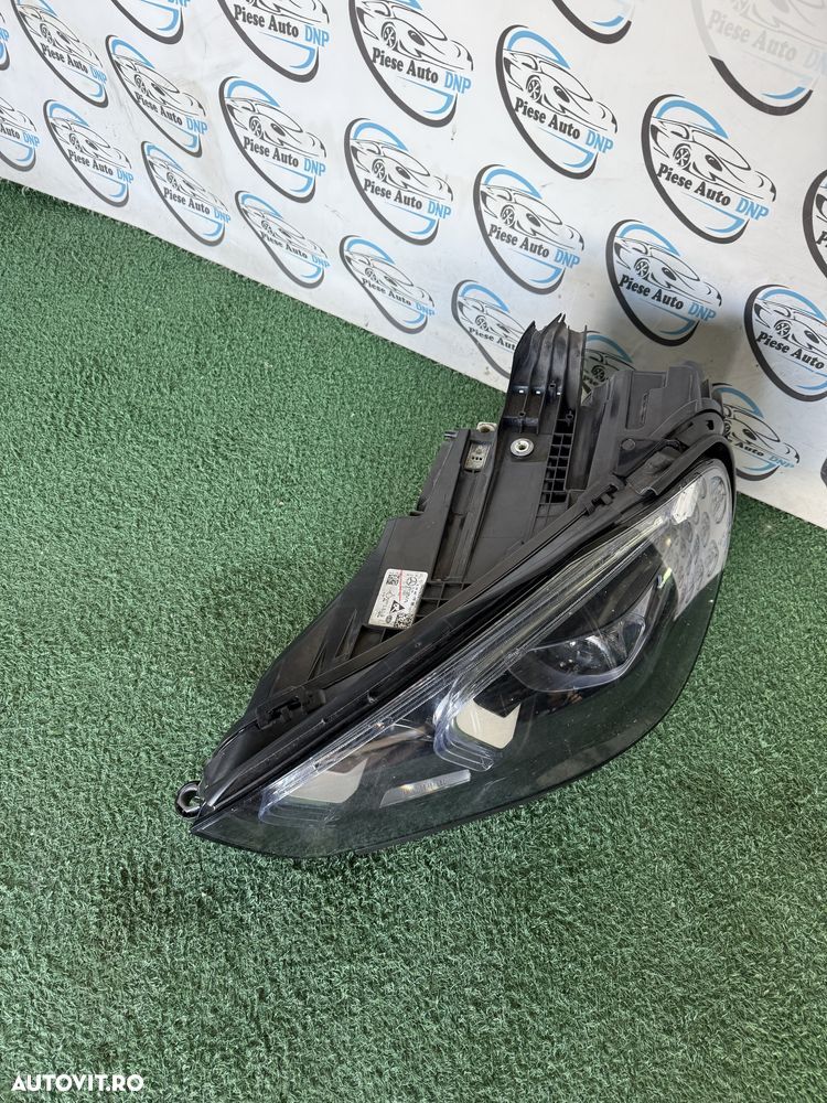 Far stanga Mercedes GLE W167 multibeam - 2