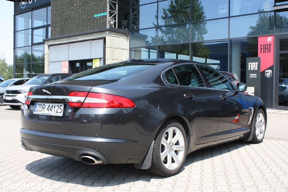 Jaguar XF 3.0 V6 D S Luxury - 9