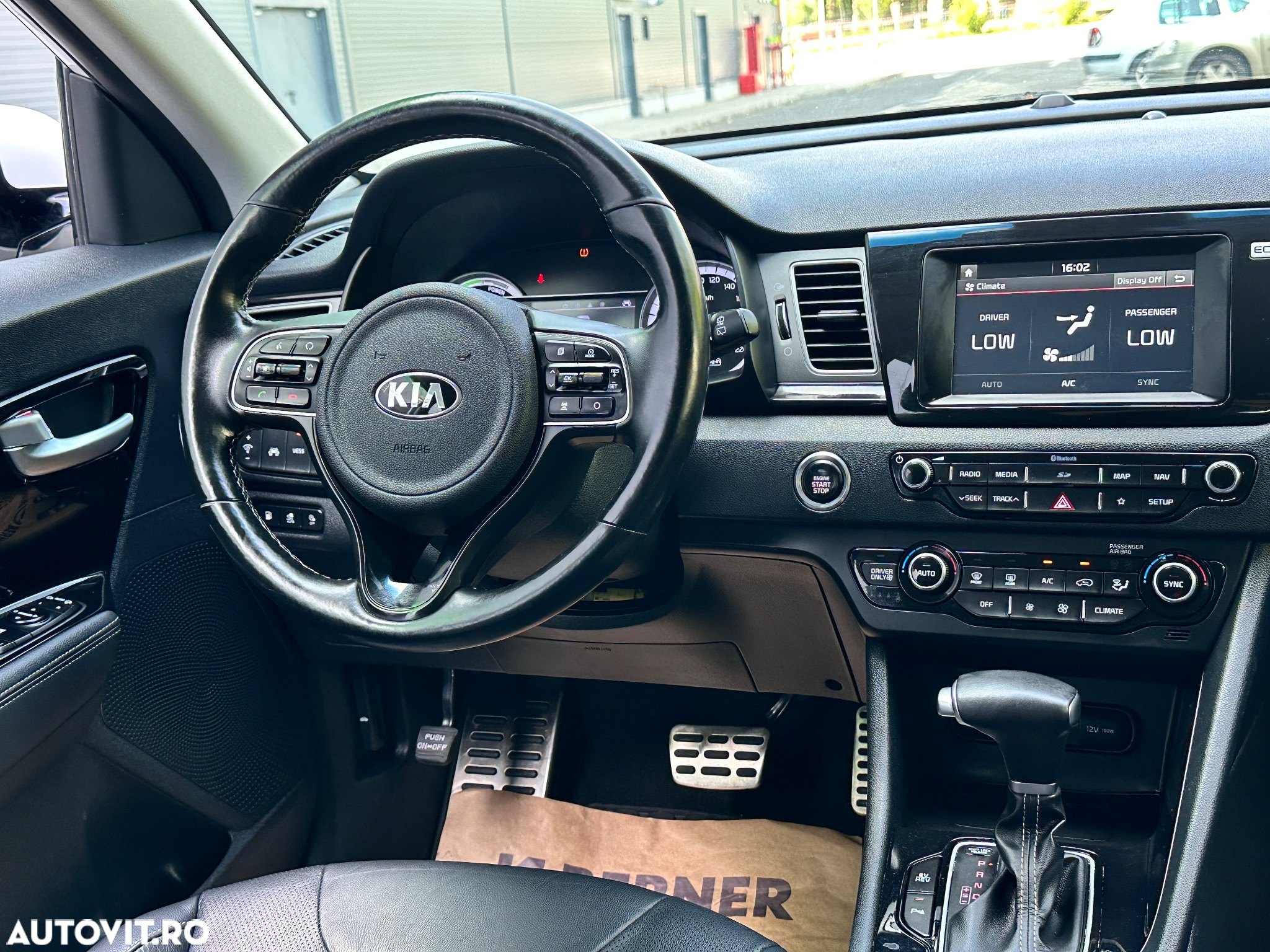Kia Niro 1.6 GDI 6DCT PHEV Premium - 29