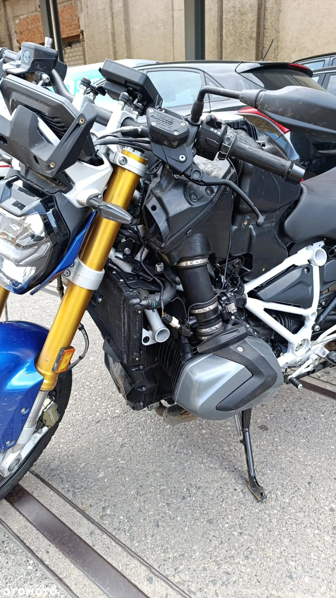 BMW R - 6